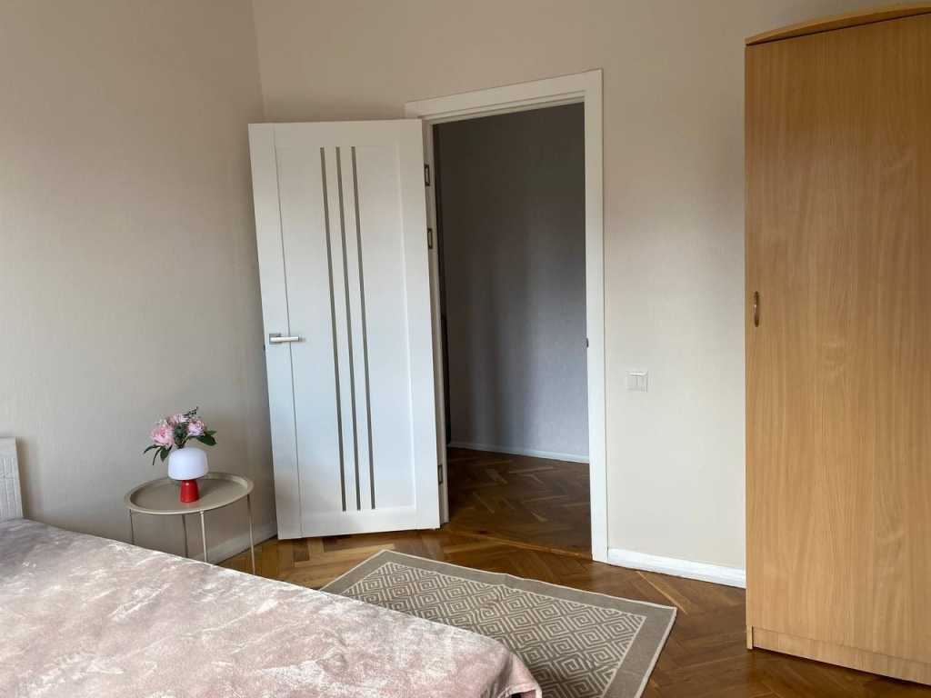 Оренда 3-кімнатної квартири 59 м², Лесі Українки бул., 24
