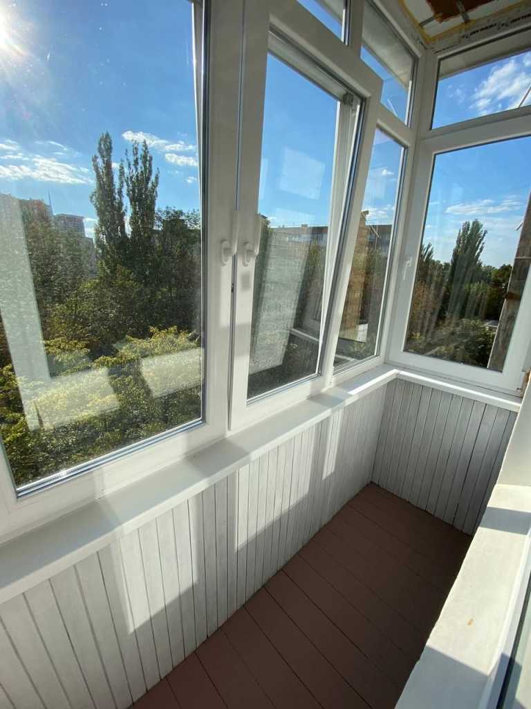 Оренда 3-кімнатної квартири 59 м², Лесі Українки бул., 24