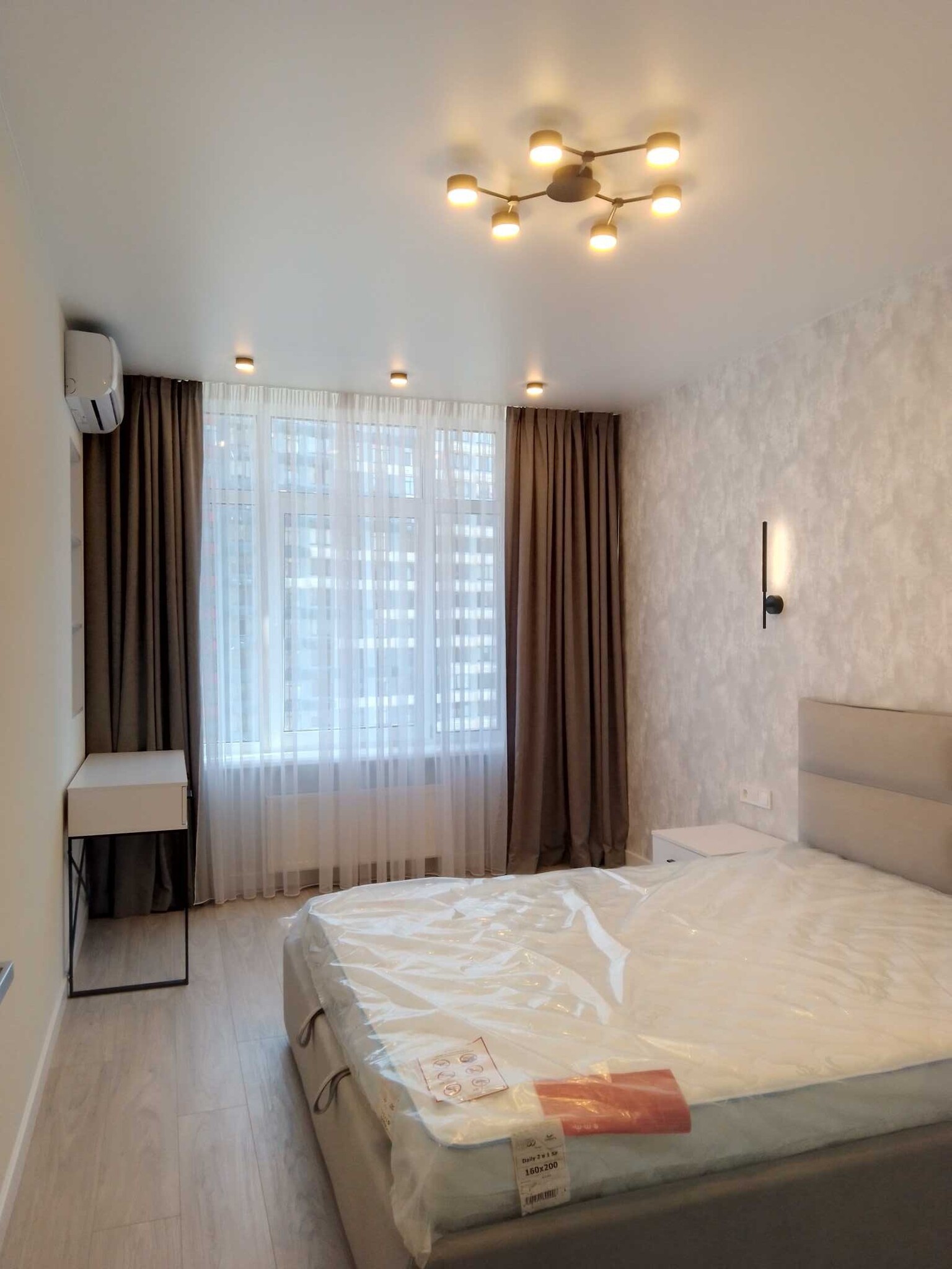 Аренда 1-комнатной квартиры 50 м², Евгения Сверстюка ул., 6Г