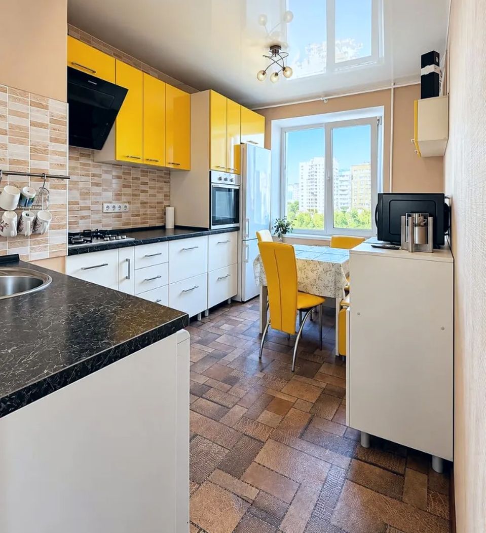 Продажа 3-комнатной квартиры 64 м², Шолохова ул., 5