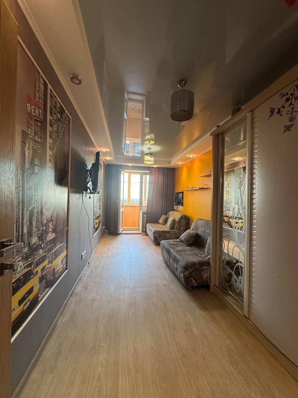Продажа 3-комнатной квартиры 63 м², Мира просп.