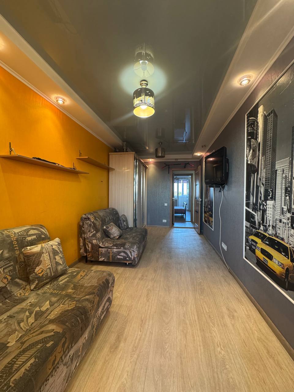 Продажа 3-комнатной квартиры 63 м², Мира просп.
