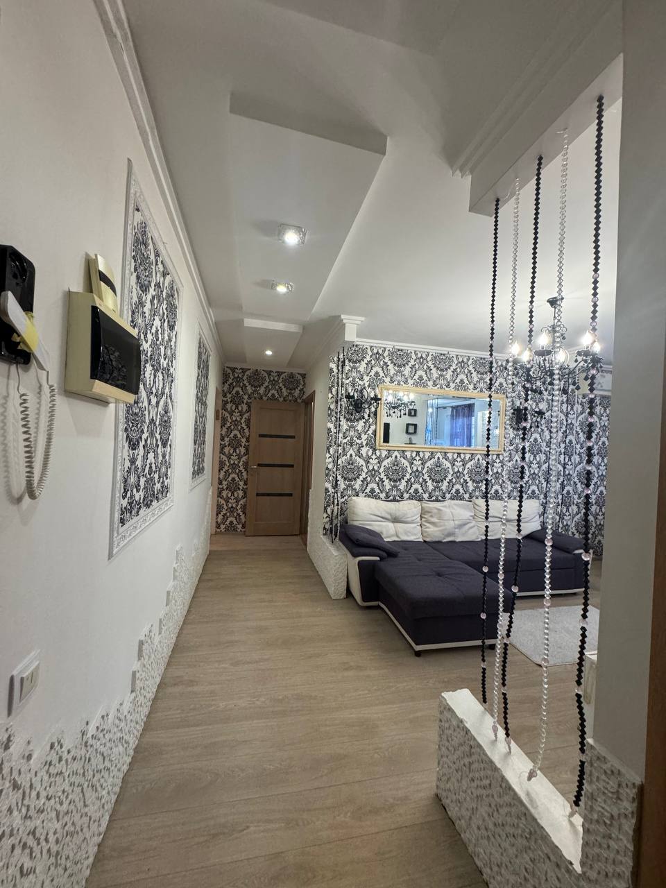 Продажа 3-комнатной квартиры 63 м², Мира просп.