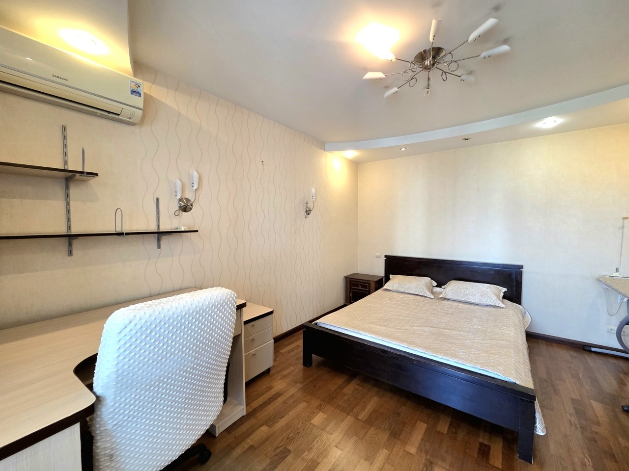 Продажа 2-комнатной квартиры 66 м², Мира просп., 7
