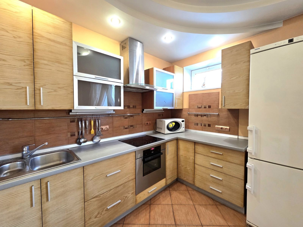Продажа 2-комнатной квартиры 66 м², Мира просп., 7