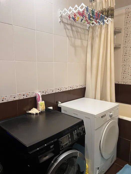 Аренда 3-комнатной квартиры 65 м², Новогодняя ул.