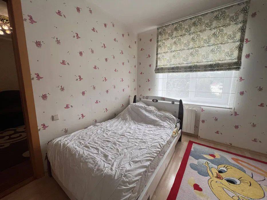 Аренда 3-комнатной квартиры 65 м², Новогодняя ул.