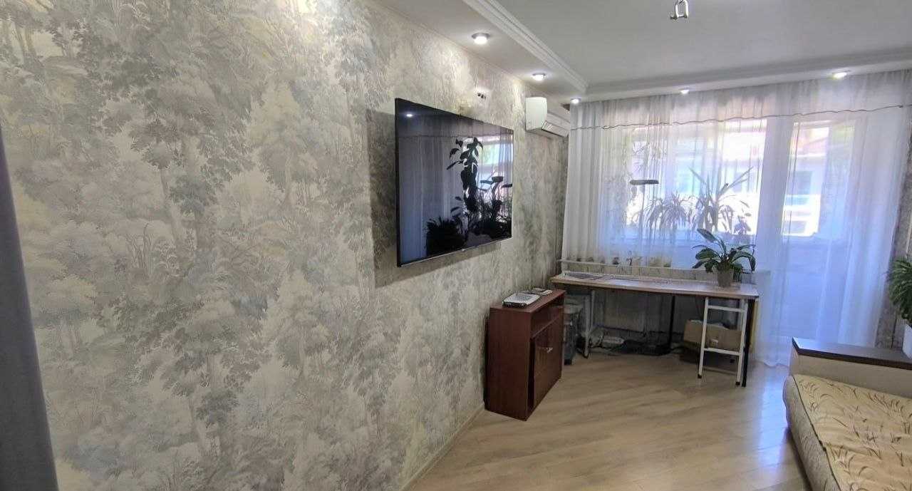 Продаж 2-кімнатної квартири 43 м², Среднефонтанский пров., 16/18