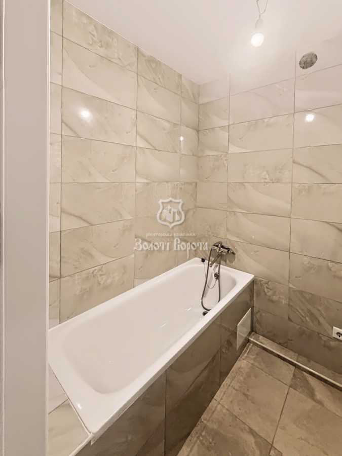 Продажа 2-комнатной квартиры 59.7 м², Соборная ул., 126/10