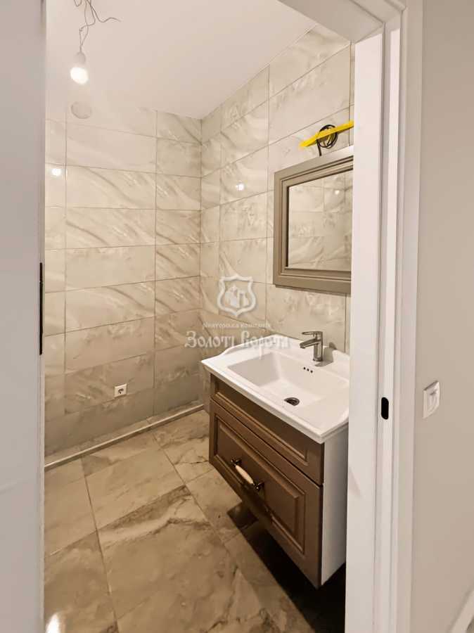 Продажа 2-комнатной квартиры 59.7 м², Соборная ул., 126/10