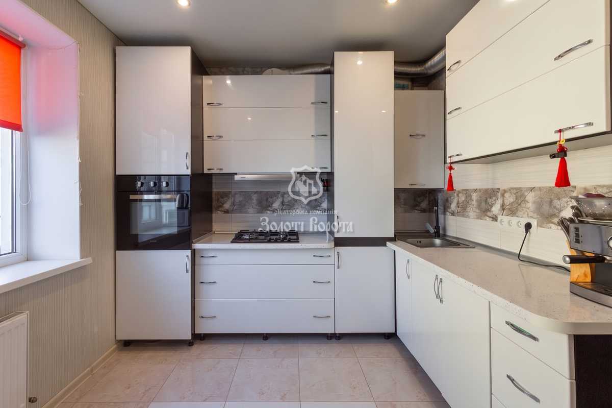 Продажа 2-комнатной квартиры 63 м², Мира ул., 13