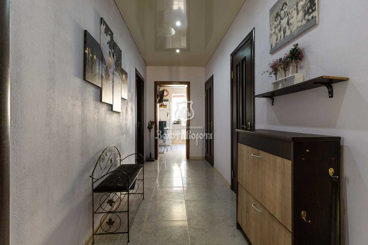 Продажа 2-комнатной квартиры 63 м², Мира ул., 13