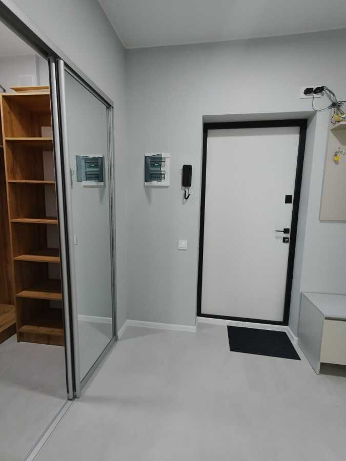 Продажа 1-комнатной квартиры 42 м², Сковороды ул., 13/8