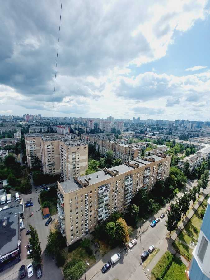 Оренда 1-кімнатної квартири 50 м², Краківська вул., 13В