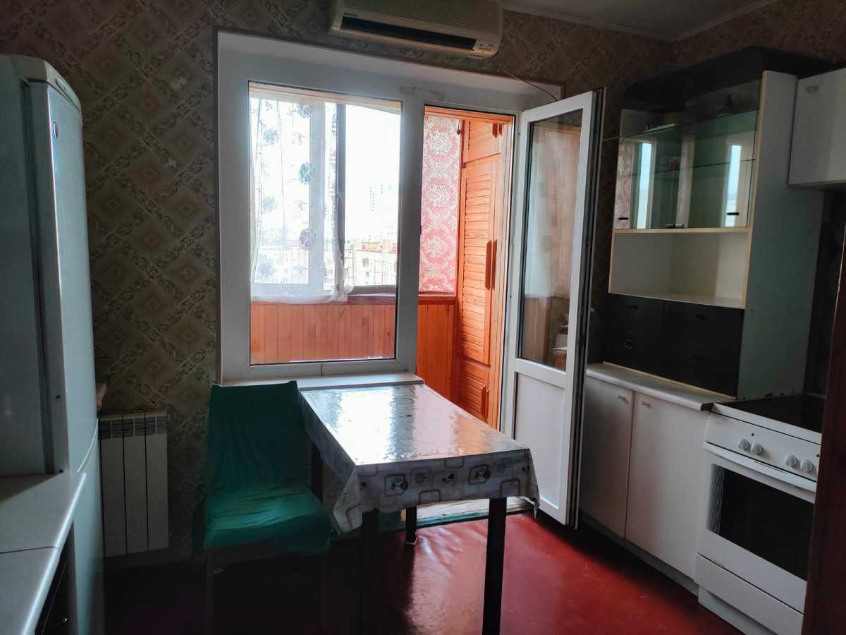 Оренда 2-кімнатної квартири 55 м², Лариси Руденко вул., 13