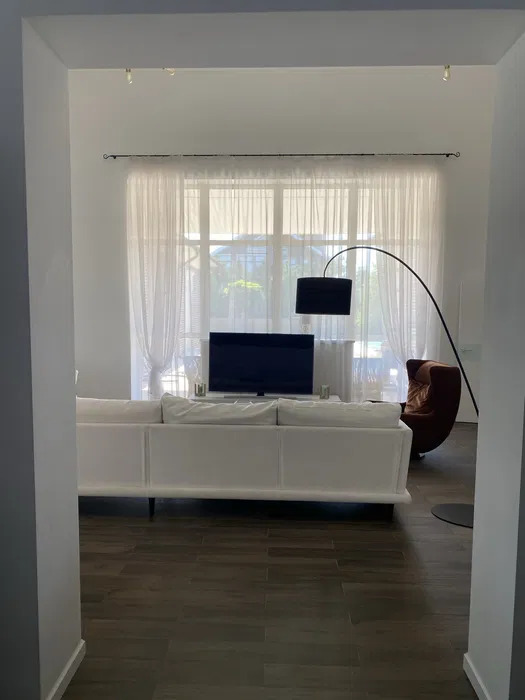Оренда будинку 455 м², 7-а Абрикосова вул.