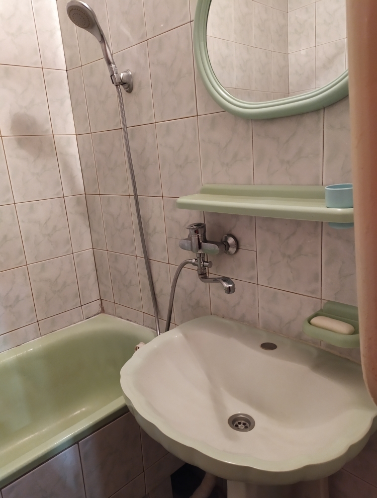 Аренда 2-комнатной квартиры 50 м², Чаривная ул., 105