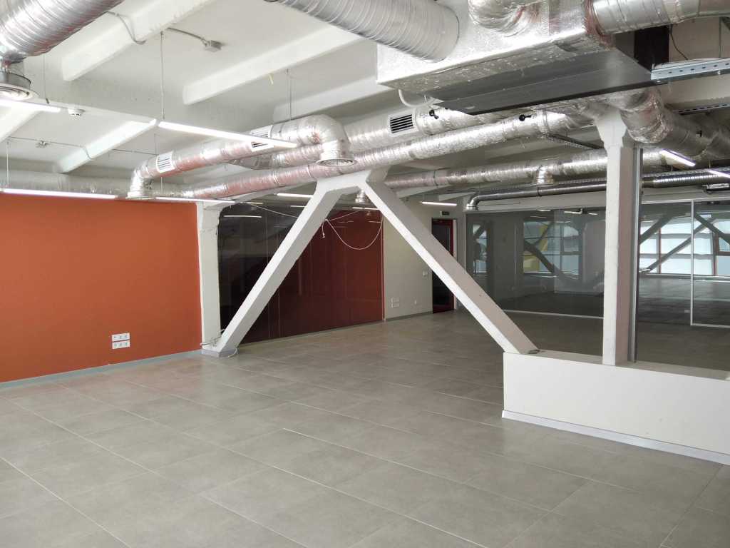 Аренда офиса 830 м², Евгения Сверстюка ул., 11