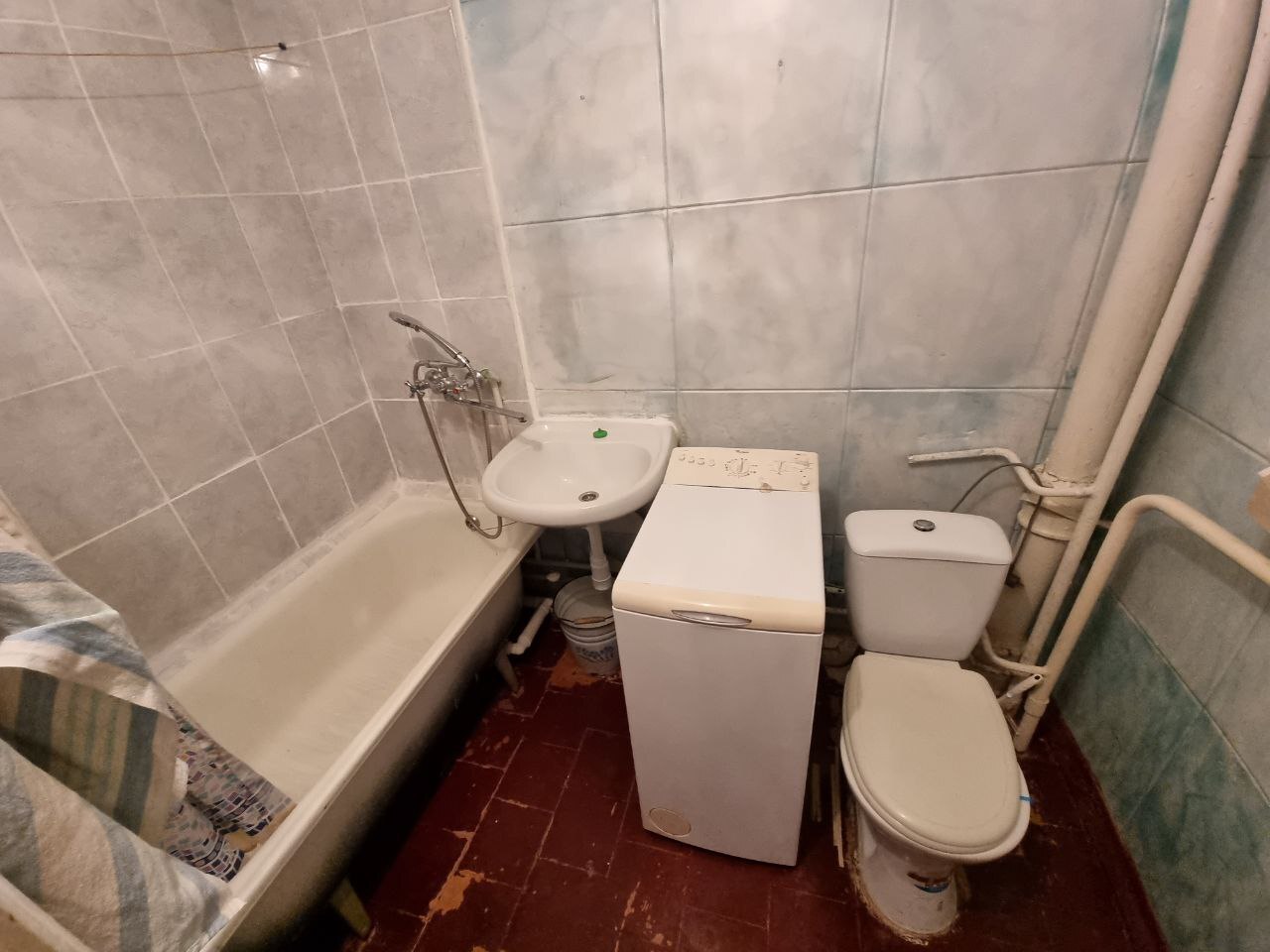 Оренда 1-кімнатної квартири 28 м², Симиренка вул., 24