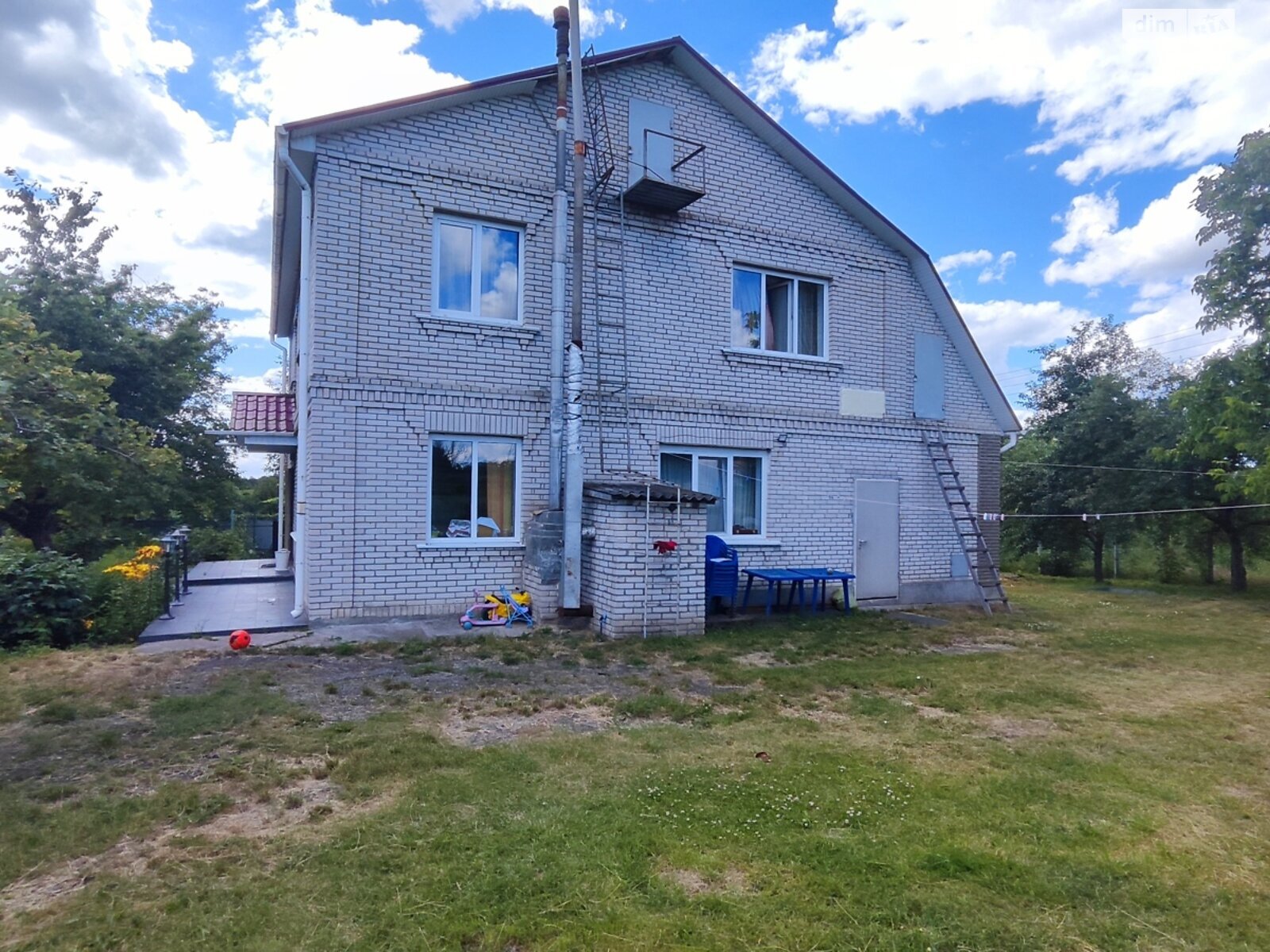 Продаж будинку 188.6 м²