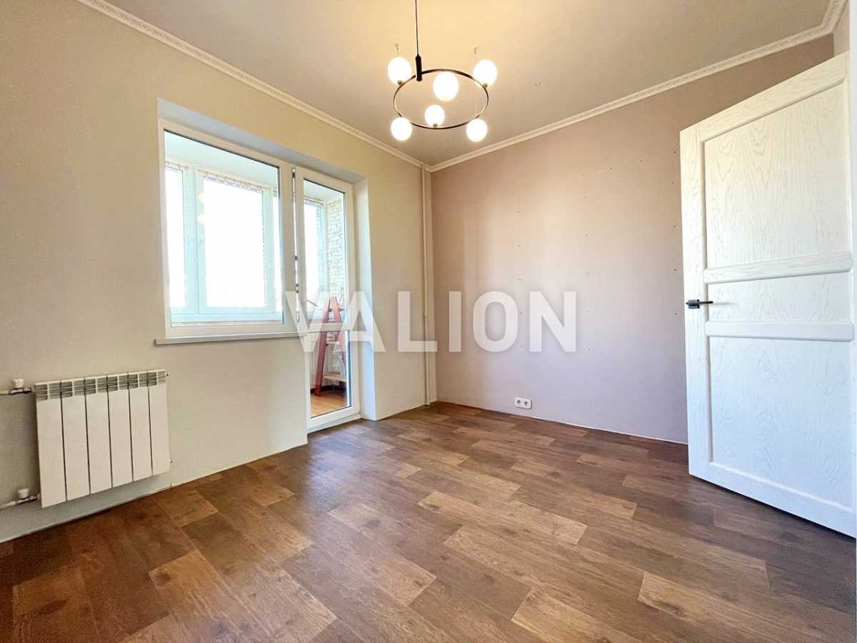 Продажа 3-комнатной квартиры 70 м², Декабристов ул., 5