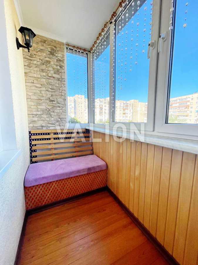 Продажа 3-комнатной квартиры 70 м², Декабристов ул., 5