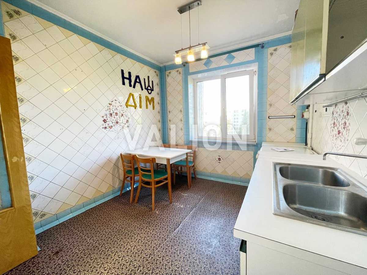 Продажа 3-комнатной квартиры 70 м², Декабристов ул., 5
