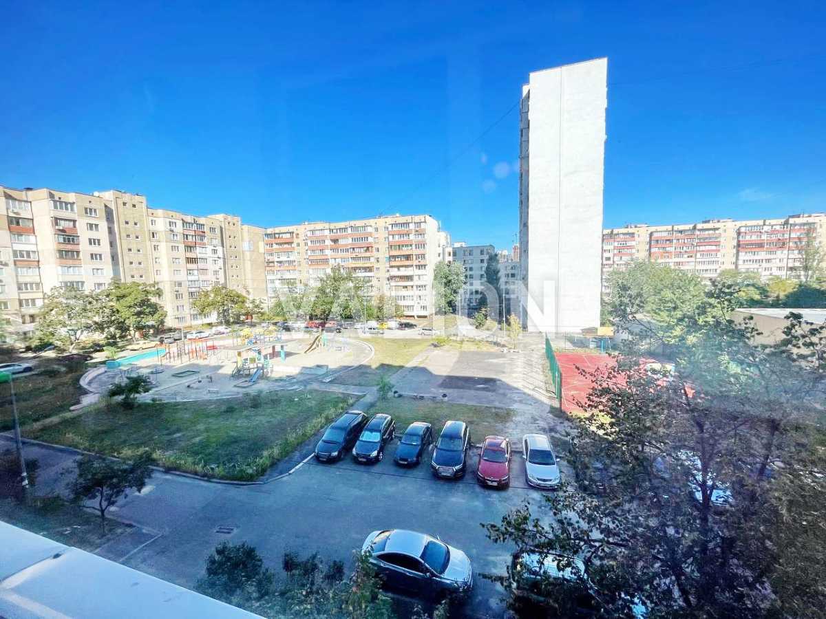 Продажа 3-комнатной квартиры 70 м², Декабристов ул., 5