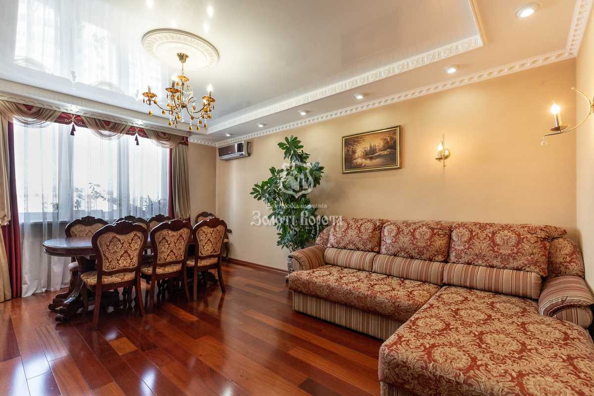 Продажа 4-комнатной квартиры 142 м², Срибнокильская ул., 1