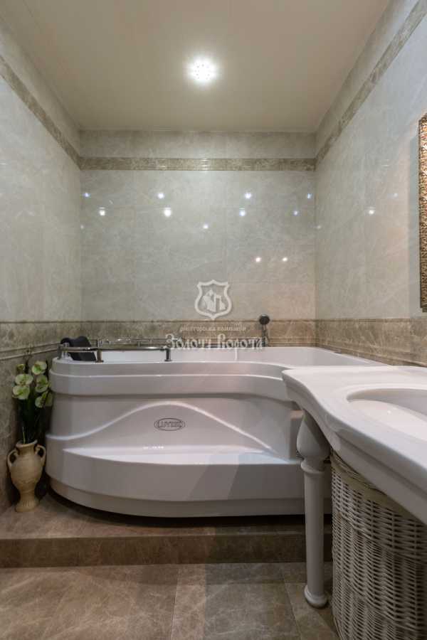 Продажа 4-комнатной квартиры 142 м², Срибнокильская ул., 1