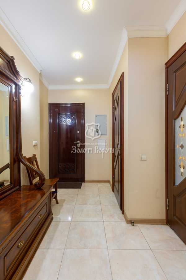 Продажа 4-комнатной квартиры 142 м², Срибнокильская ул., 1