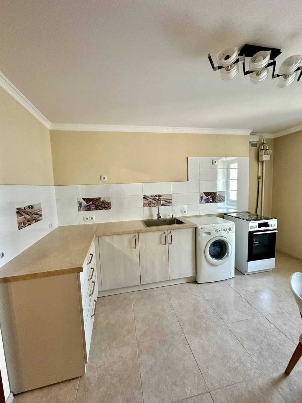Продажа 2-комнатной квартиры 55 м², Трембовецкой ул.