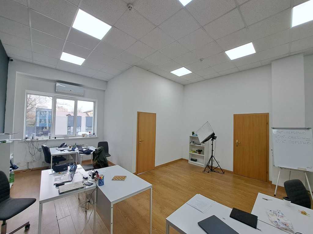 Аренда офиса 58 м², Евгения Сверстюка ул., 11