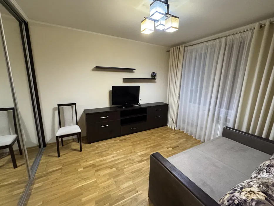 1-комнатная квартира посуточно 33 м², Шатиловская ул., 3