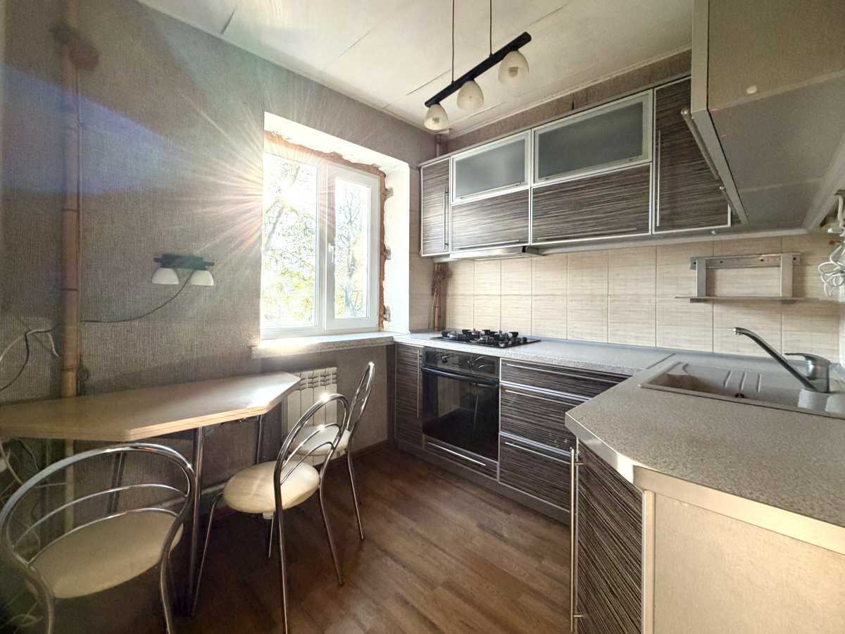 Продажа 2-комнатной квартиры 43.3 м², Юлиуса Фучика ул., 7