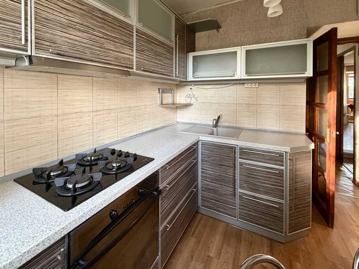Продажа 2-комнатной квартиры 43.3 м², Юлиуса Фучика ул., 7