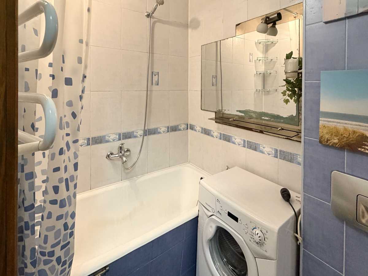 Продажа 2-комнатной квартиры 43.3 м², Юлиуса Фучика ул., 7