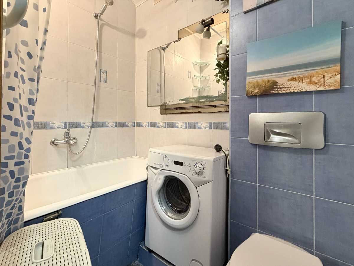 Продажа 2-комнатной квартиры 43.3 м², Юлиуса Фучика ул., 7