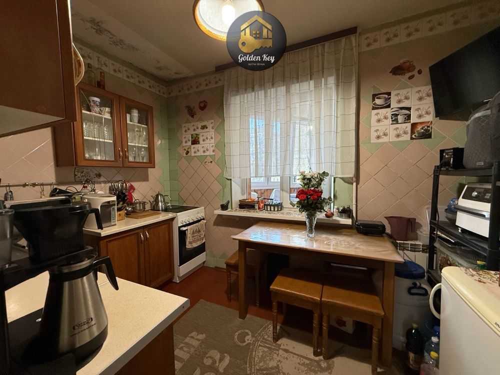 Продажа 3-комнатной квартиры 81.9 м², Ревуцкого ул., 44