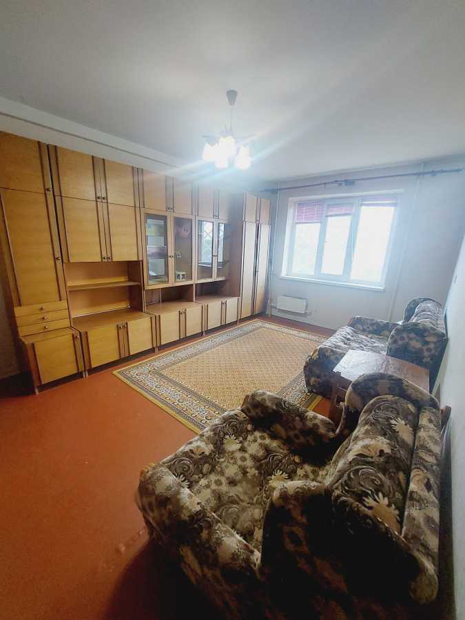 Оренда 1-кімнатної квартири 40 м², Лариси Руденко вул., 8
