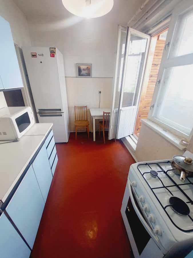 Оренда 1-кімнатної квартири 40 м², Лариси Руденко вул., 8
