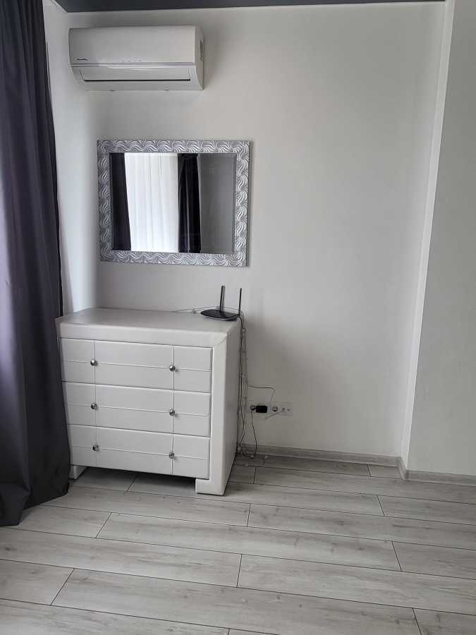 Оренда 1-кімнатної квартири 47 м², Берестейський, 5В