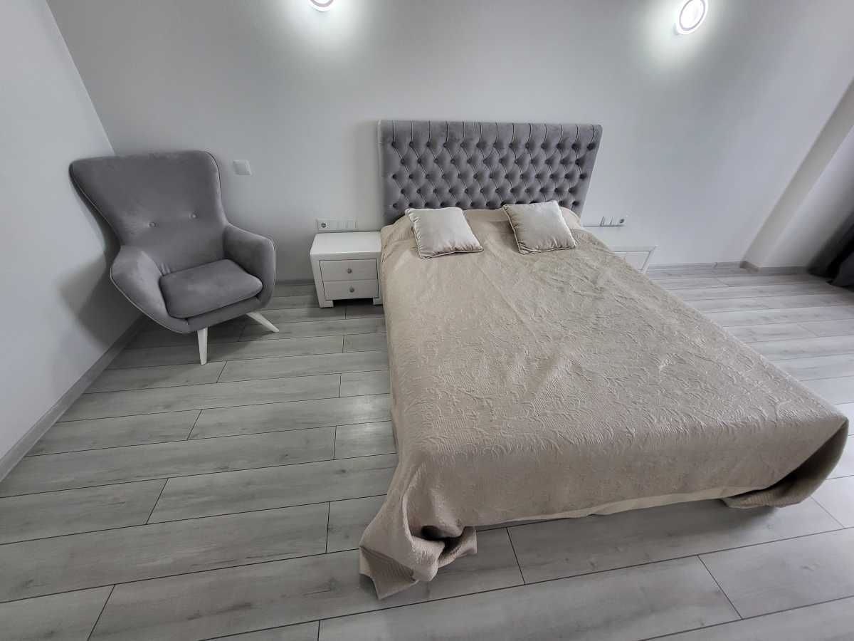 Оренда 1-кімнатної квартири 47 м², Берестейський, 5В