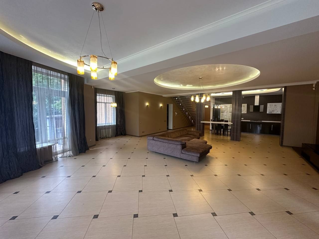 Аренда дома 500 м², Симона Петлюры ул.