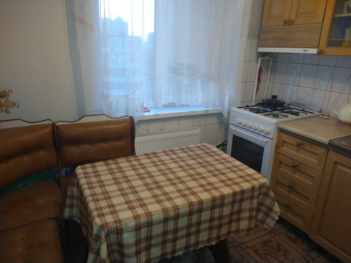 Оренда 3-кімнатної квартири 58 м², Ентузіастів вул.