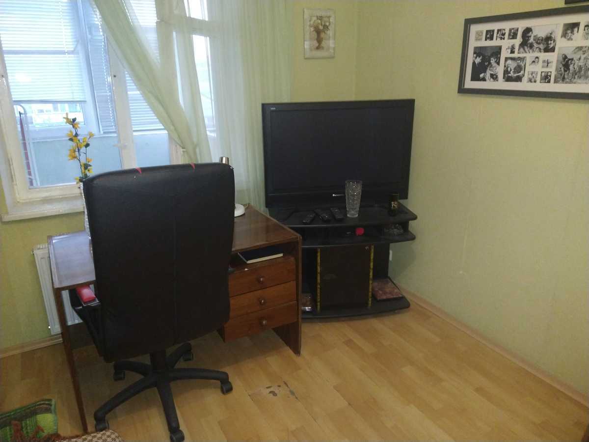 Оренда 3-кімнатної квартири 58 м², Ентузіастів вул.