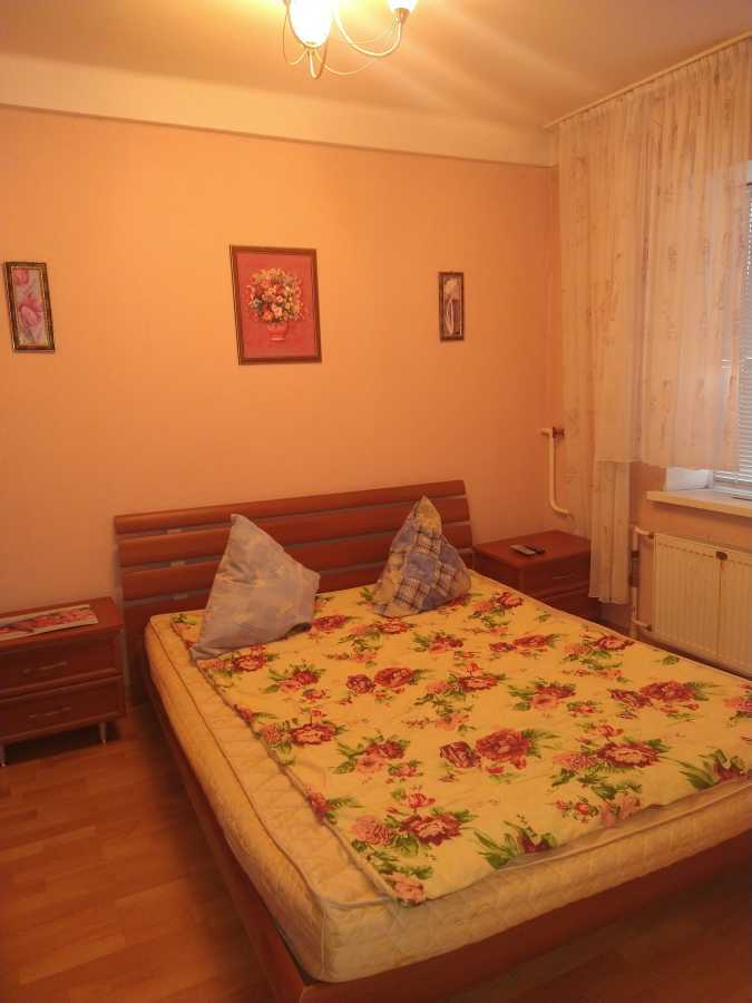 Оренда 3-кімнатної квартири 58 м², Ентузіастів вул.