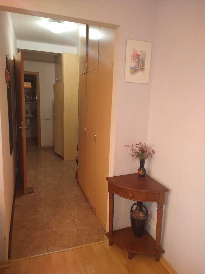 Оренда 3-кімнатної квартири 58 м², Ентузіастів вул.