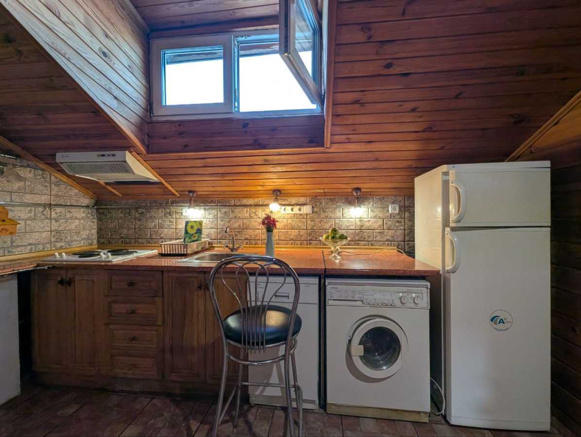Аренда 1-комнатной квартиры 68 м², Кирилловская ул., 24