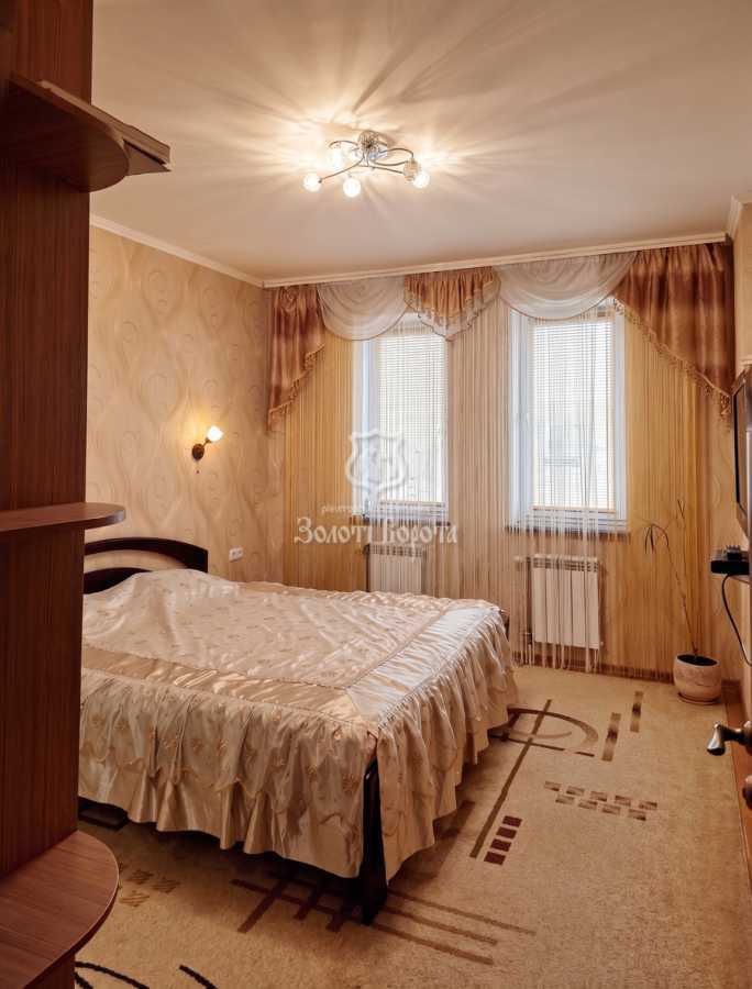 Продажа 3-комнатной квартиры 107.9 м², Павла Тычины ул., Чубинського, 3